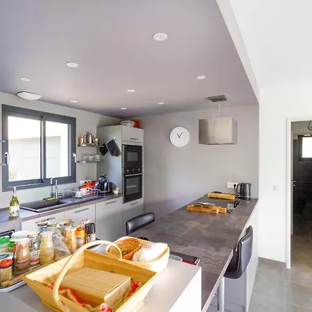 De Chantecoucou - Piscine Privative Et Vue Σπίτι διακοπών *